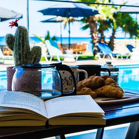 Apartamento Fanis Seafront