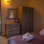 Fanis Seafront Apartamento
