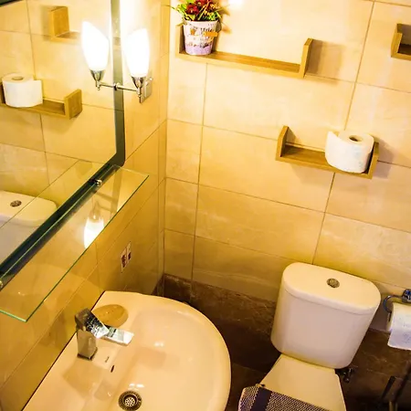 Fanis Seafront Appartement *